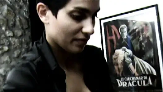 Ateşli esmer için aşırı lezbiyen zevki