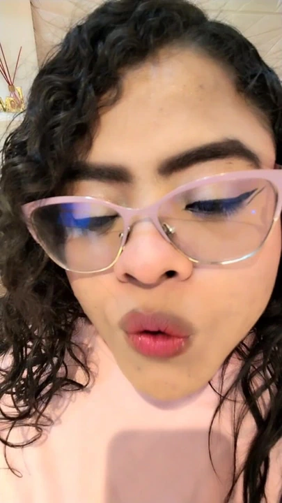 İzin istemeyen erkekleri severim, bahşiş bırakırlar.