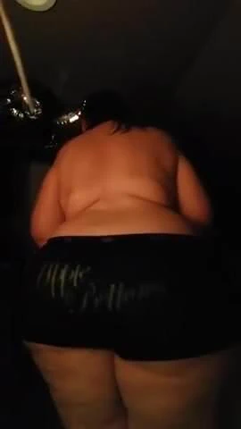 50 yr eski İtalyan olgun tekrar büyük kıçını gösterir