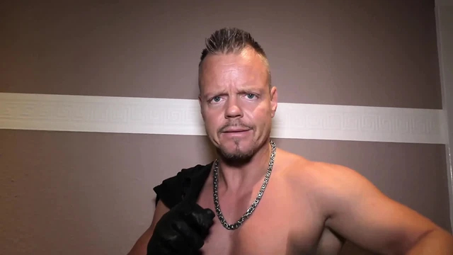 İtaatkar lisa - mükemmel küçük itaatkar mvv üçlüsünde sert sikiliyor