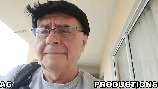 Komple 4k film - adamandeve ve lupo ile kapıdan kapıya seks oyuncakları satıcısı