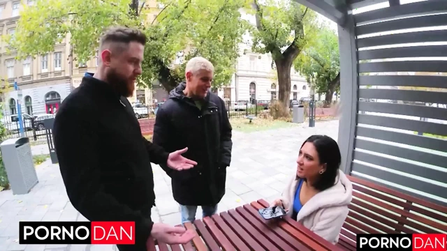 Balon götlü Fransız genç kız porno dan tarafından sikiliyor