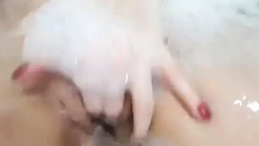 banyo zamanı kızdırmak