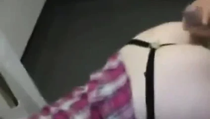 Mit dem Kollege in der teekueche