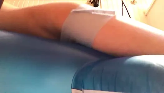 Şişme köpek balığı bezi kamburu ve boşalma