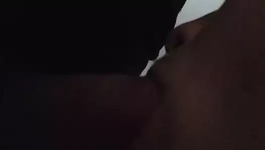 Karımın en iyi arkadaşı bana oral seks yapıyor