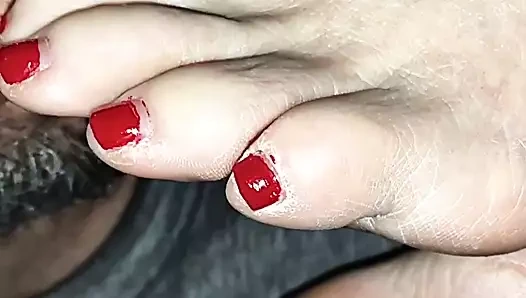 Emme hanımları seksi ruff büyük kırmızı ayak