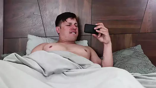 Brunette 20 Jahre Notgeil fickt ihren Stiefbruder