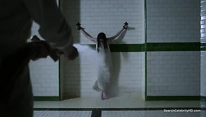 Eva yeşil çıplak - kuruş korkunç s01e05