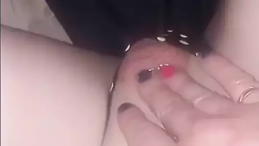 Dünya'da bebek klitorisi bende.