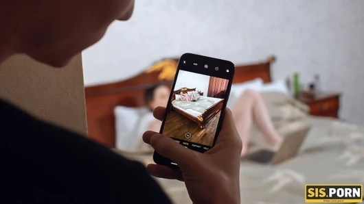 Sis.porn. sürtük can cum okşama kedi ile eller ama stepb