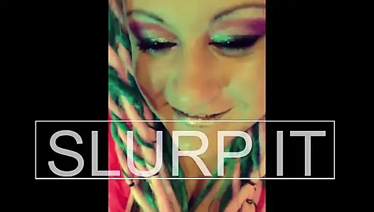 Aptal aptal kafalar için tanrıça Lana Cei looper ile mastürbasyon ve şaplak