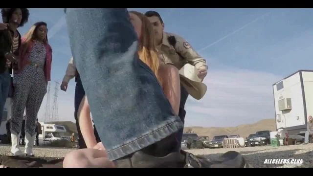 Hindistan menuez ve roberta colindrez içinde i love dick - s01e06