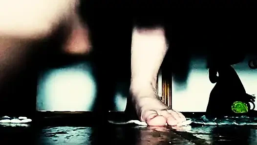 The pig hid under my bed now its time for me to play my game (no audio)