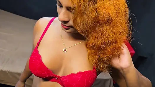 Şeftali kraliçesi nilmini sheron moda denemesi