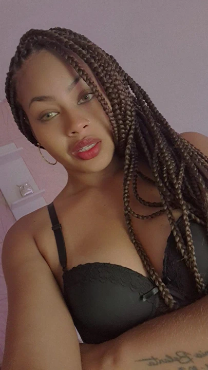 Yanımda güzel bir pazartesi, ne düşünüyorsun? Geliyor musun?