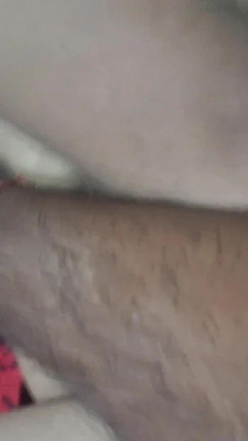 Сногсшибательный момент от "Молодую сводную сестру трахнул младший сводный брат"