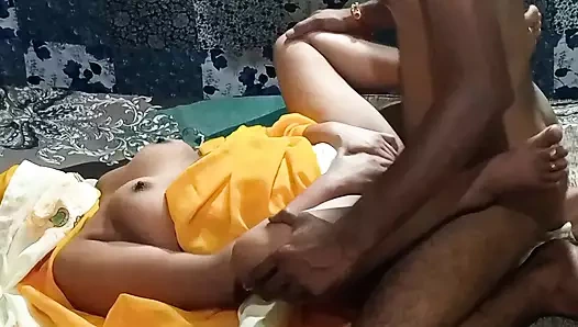 Ev hanımı kocasıyla sikişiyor - romantizm