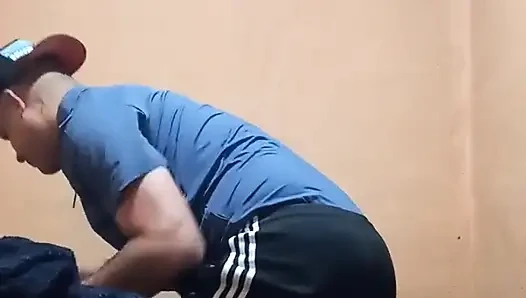 Arjantin seks için hapiste üvey erkek kardeşini ziyaret ediyor