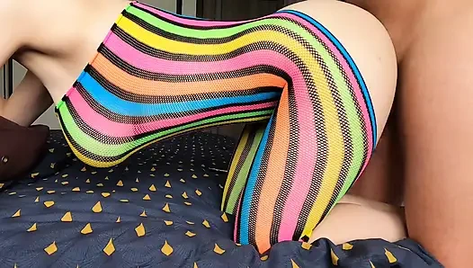 Büyük doğal memeler istedikleri gibi sikişiyor