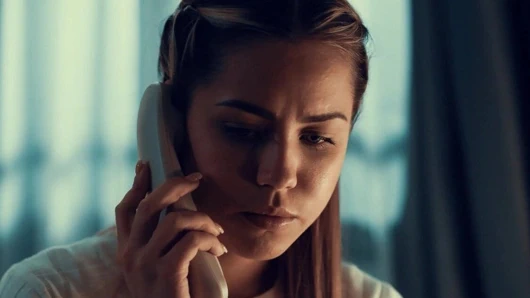 Gerçek lezbiyen mormon kız kardeşler günahkar duyguları bastıramaz