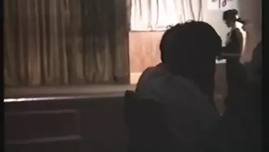 Rus kakadu tiyatrosu. iş kadını.