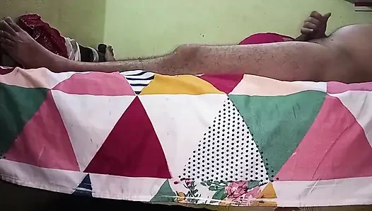 Üvey baba üvey kızını sabah seksiyle sikiyor