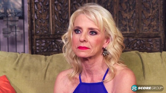 Cammille'in göt deliği için büyük zenci yarağı