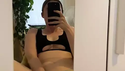 Tatlı çeker külot için yan ve parmak sikikleri kendini