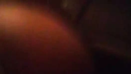 Greenville üvey anne erkek arkadaşının yarağını önünde emiyor