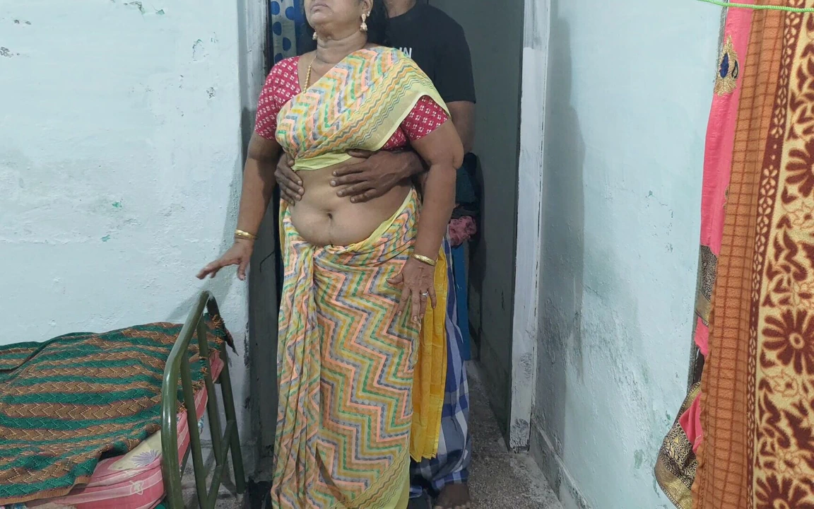 Komşu Teyze Seks Sırasında Büyük Yarağımı Kaldıramadı.