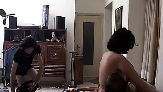 Milan'da grup seks için the kadın her zaman craves horoz