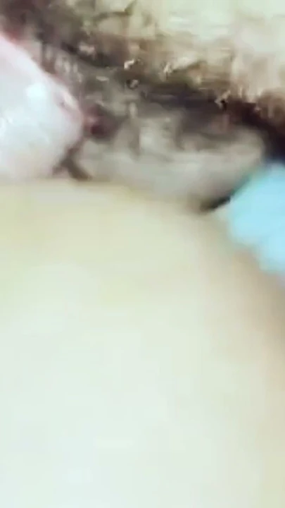 Anal seviyorum, bu yüzden erkek arkadaşım göt deliğimi sert sikiyor - Shopna25 | Klip 1