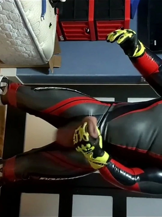 Lateks Biker Drone