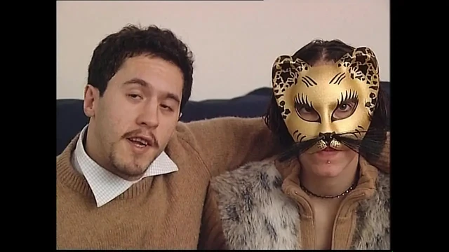 Моя жена - очень горячая свингерша... Настоящая шлюха!!