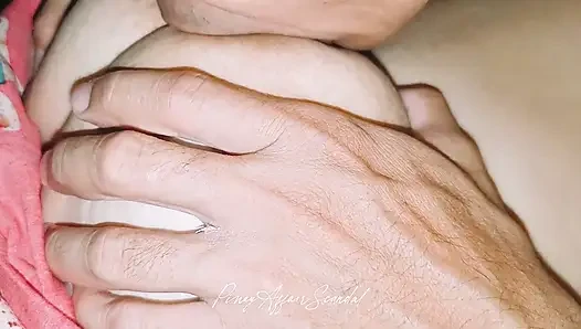 Üvey erkek kardeşinin aç dili üvey kız kardeşinin sulu amını yiyor