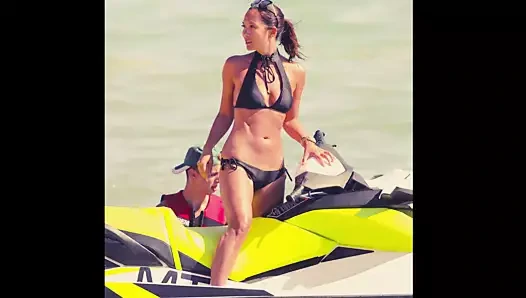 Myleene klas - sahilde bikini