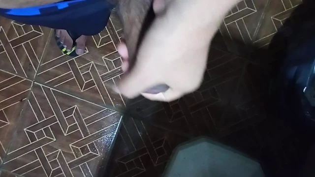 Видео проверки ☑️ - мастурбация в ванной ночью