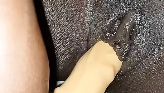 Zenci kaltağım seksi seviyor ama beyaz bir kadın arıyorum