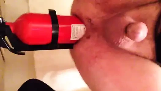 Anal lanet bir yangın söndürücü