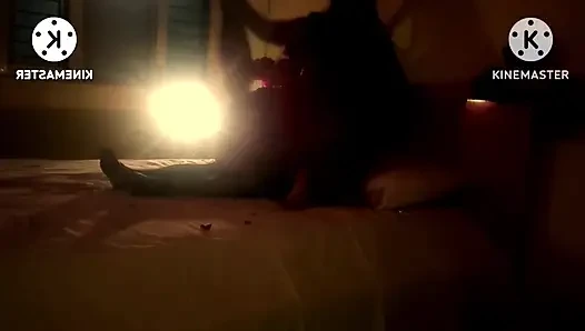 Bangalore Randi bütün geceyi büyük zenci müşterisiyle geçiriyor