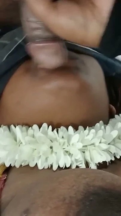 Tamil karı kocasının sikini derin ağzıyla sikiyor | Bölüm 2