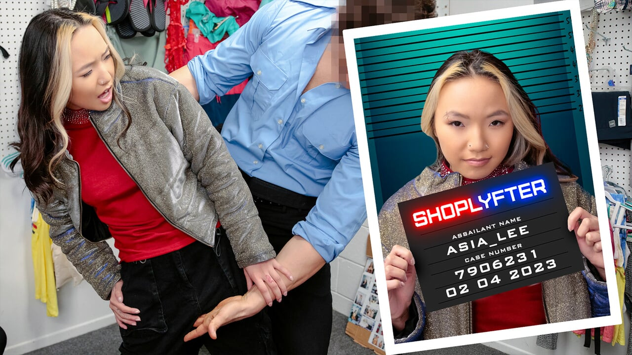 Minik Asyalı hatun Asia Lee güvenlik görevlisinin yarağını almadan önce sorgulanıyor - shoplyfter