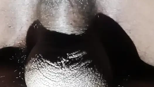 Sri lankan cheating wife fucked by next door man in the morning while i calling her phone