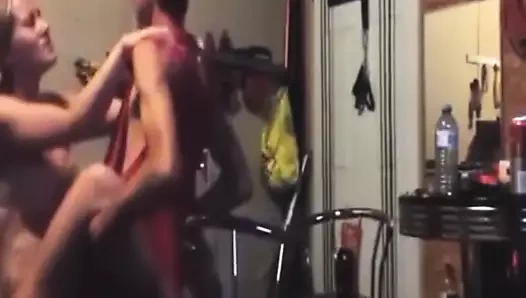 Sıcak delisi becerdin