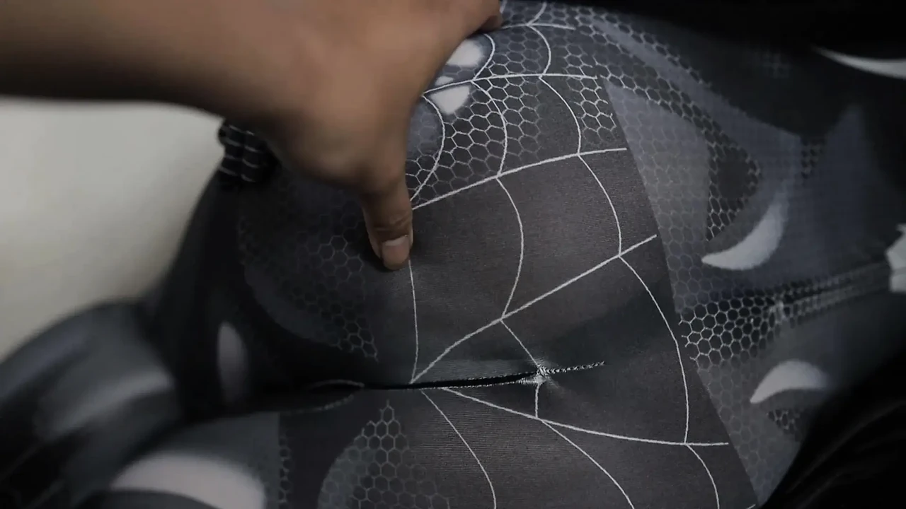 Spiderman cosplay in bottle plug into pussy