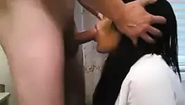 Sıcak kız gözlük oral seks