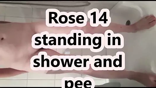 Rose 14 duşta duruyor ve heinz için çiş yapıyor