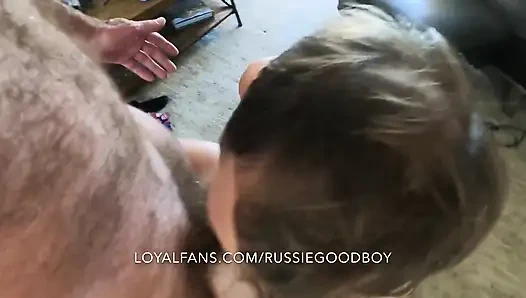 2 baba iyi bir oğlan için yarak emiyor yarak emiyor