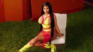 Nicki minaj yaz kızı (en iyi parçalar)